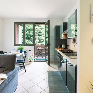 Buro Il Viaggiatore Appartement Parma